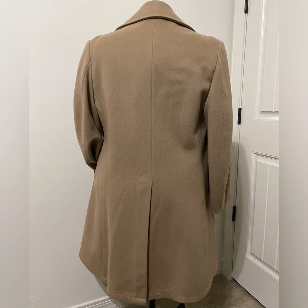 VINTAGE Lakeland 100% Pure Wool Trench Coat, Tan, Size 40 - Picture 5 of 12